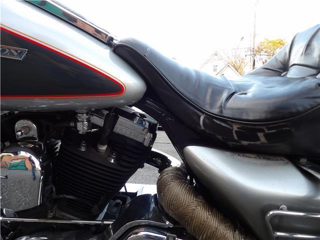 Harley-Davidson-FLHTC-90-YEAR-ANNIVERSARY-1993-13