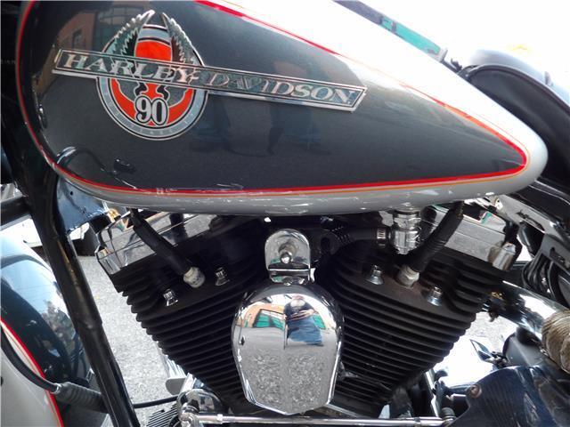 Harley-Davidson-FLHTC-90-YEAR-ANNIVERSARY-1993-22