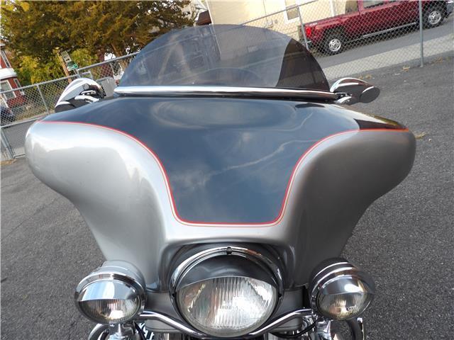 Harley-Davidson-FLHTC-90-YEAR-ANNIVERSARY-1993-27