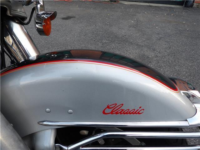 Harley-Davidson-FLHTC-90-YEAR-ANNIVERSARY-1993-31