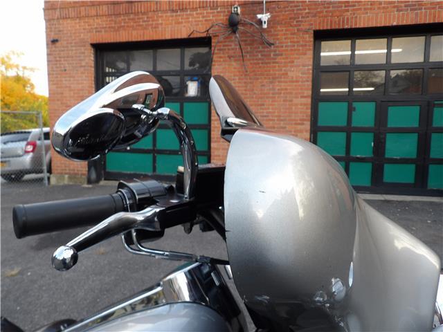 Harley-Davidson-FLHTC-90-YEAR-ANNIVERSARY-1993-32