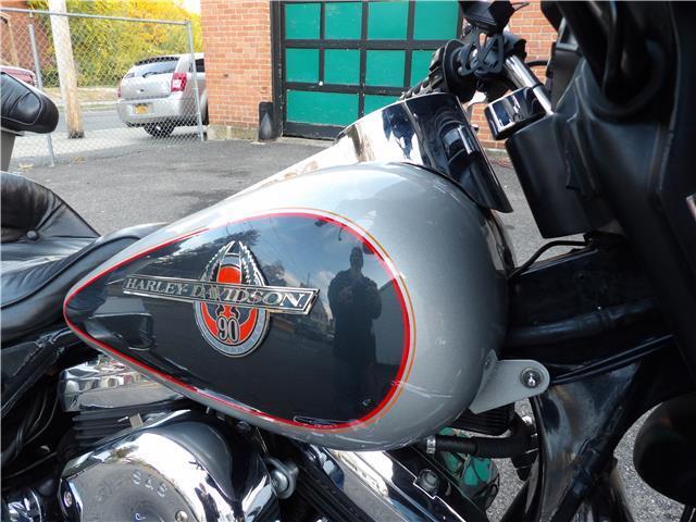 Harley-Davidson-FLHTC-90-YEAR-ANNIVERSARY-1993-34