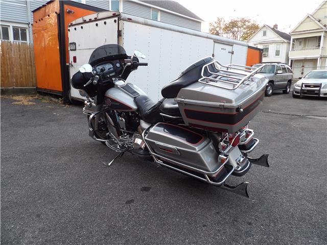 Harley-Davidson-FLHTC-90-YEAR-ANNIVERSARY-1993-5