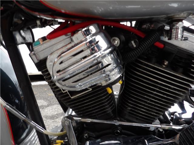 Harley-Davidson-FLHTCU-ULTRA-ELECTRA-1993-26