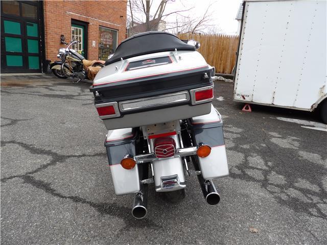 Harley-Davidson-FLHTCU-ULTRA-ELECTRA-1993-6