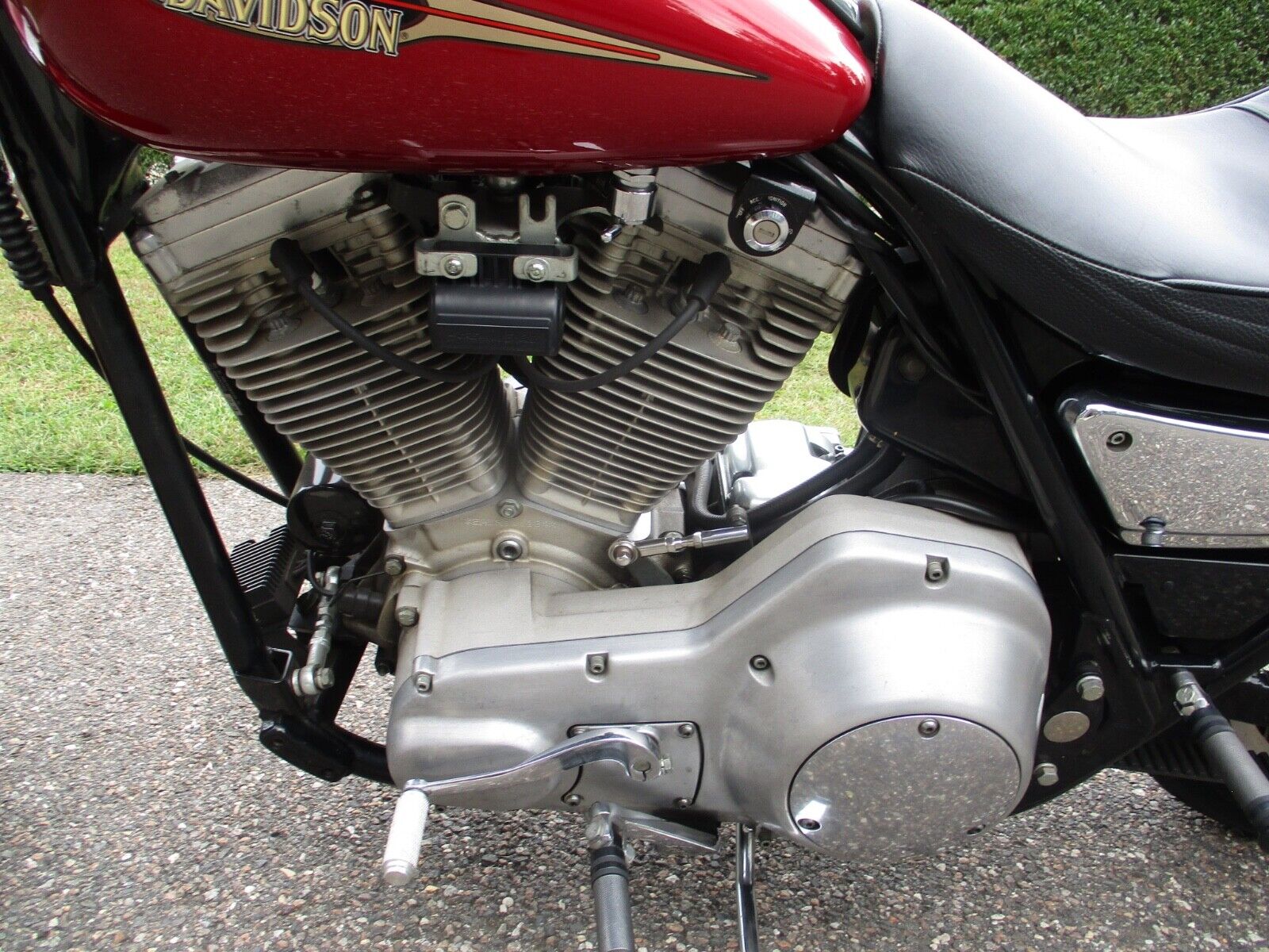 Harley-Davidson-FXR-1994-6
