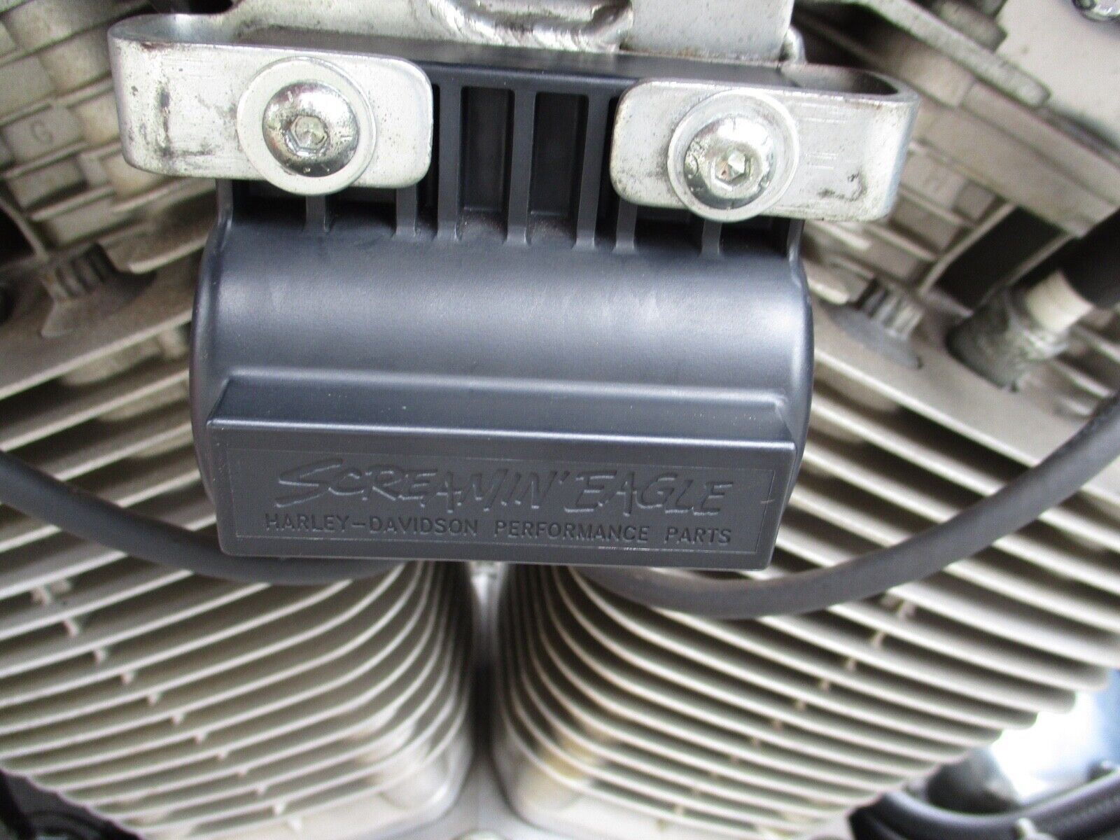 Harley-Davidson-FXR-1994-8