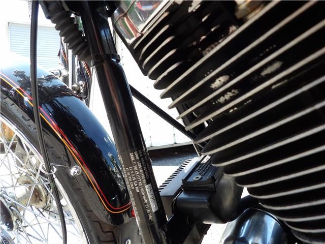 Harley-Davidson-FXSTS-1990-25
