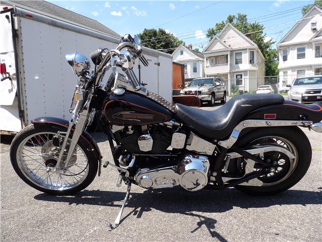 Harley-Davidson-FXSTS-1990-6