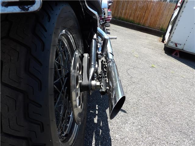 Harley-Davidson-FXSTS-1990-9