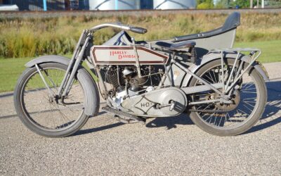 Harley-Davidson J 1915 --
