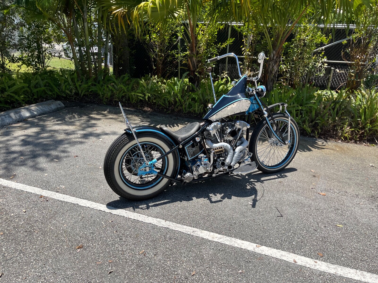 Harley-Davidson-Knucklehead-FL-1941-3