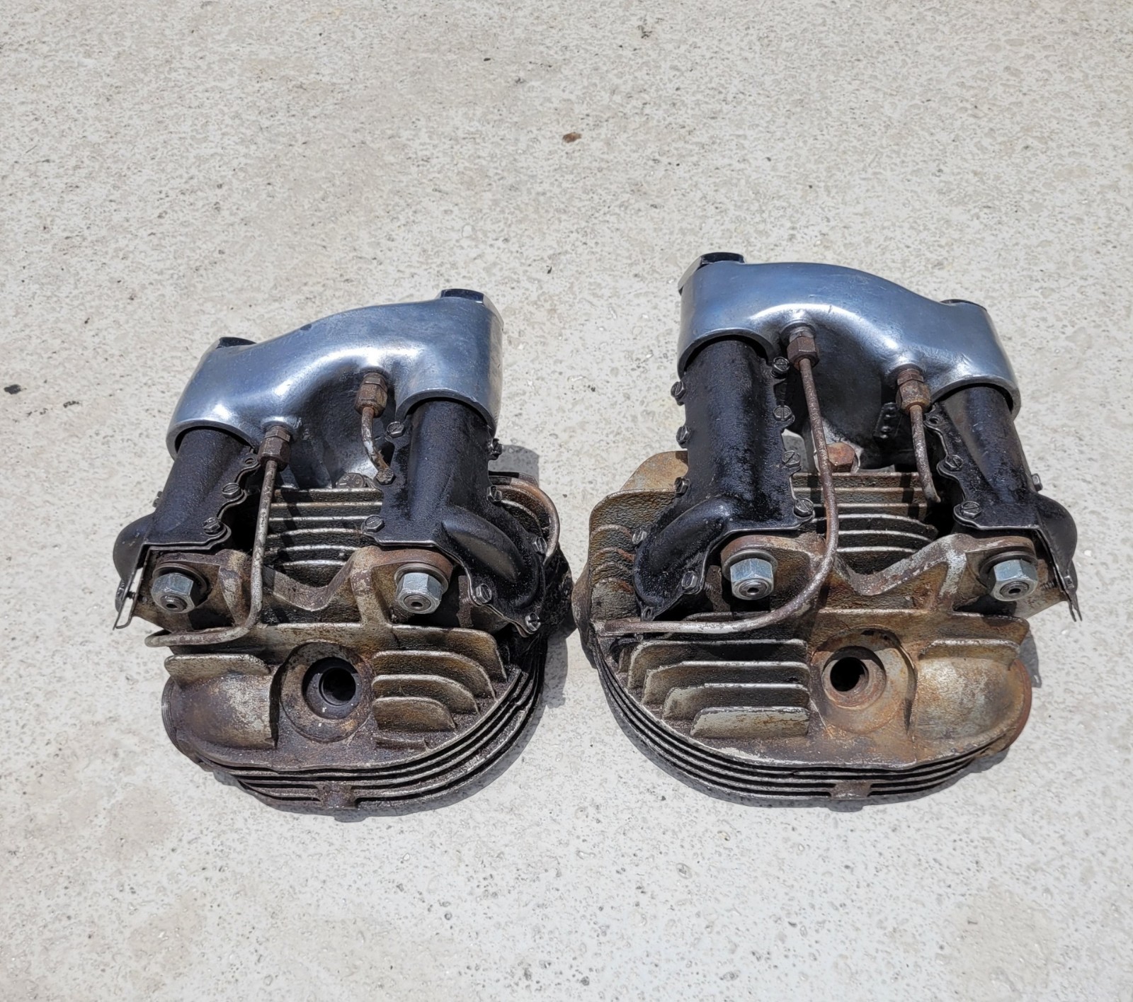 Harley-Davidson-Knucklehead-Heads-1946-3