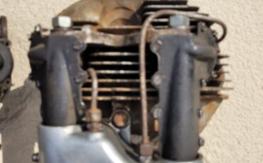 Harley-Davidson-Knucklehead-Heads-1946-5