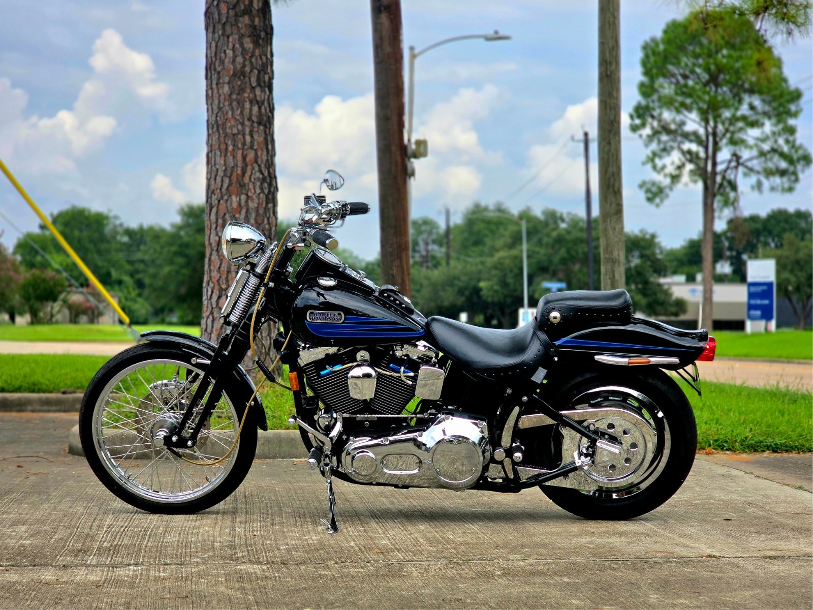 Harley-Davidson-Softail-1995-18