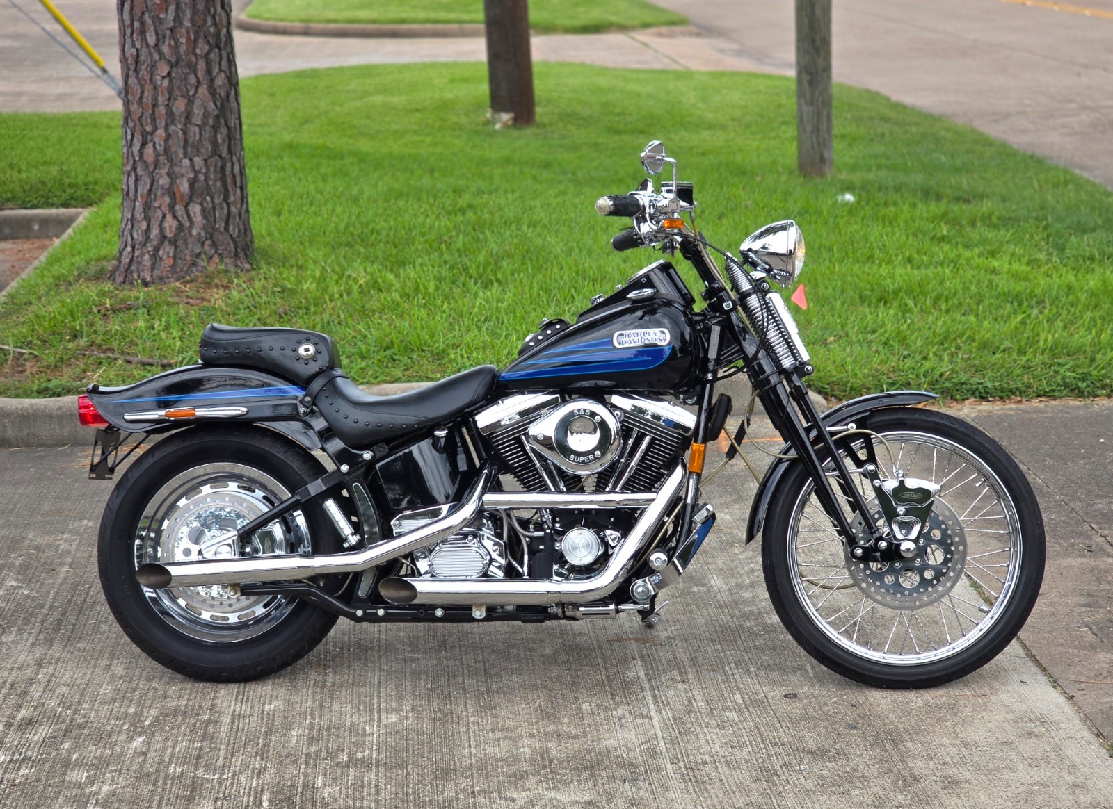 Harley-Davidson-Softail-1995-2