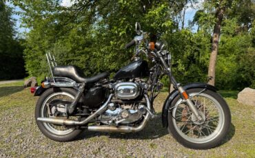 Harley-Davidson-Sportster-1975-1