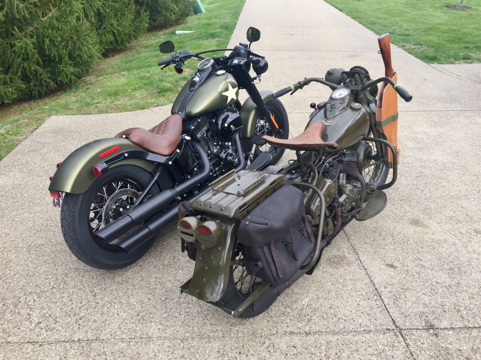 Harley-Davidson-Touring-1942-5