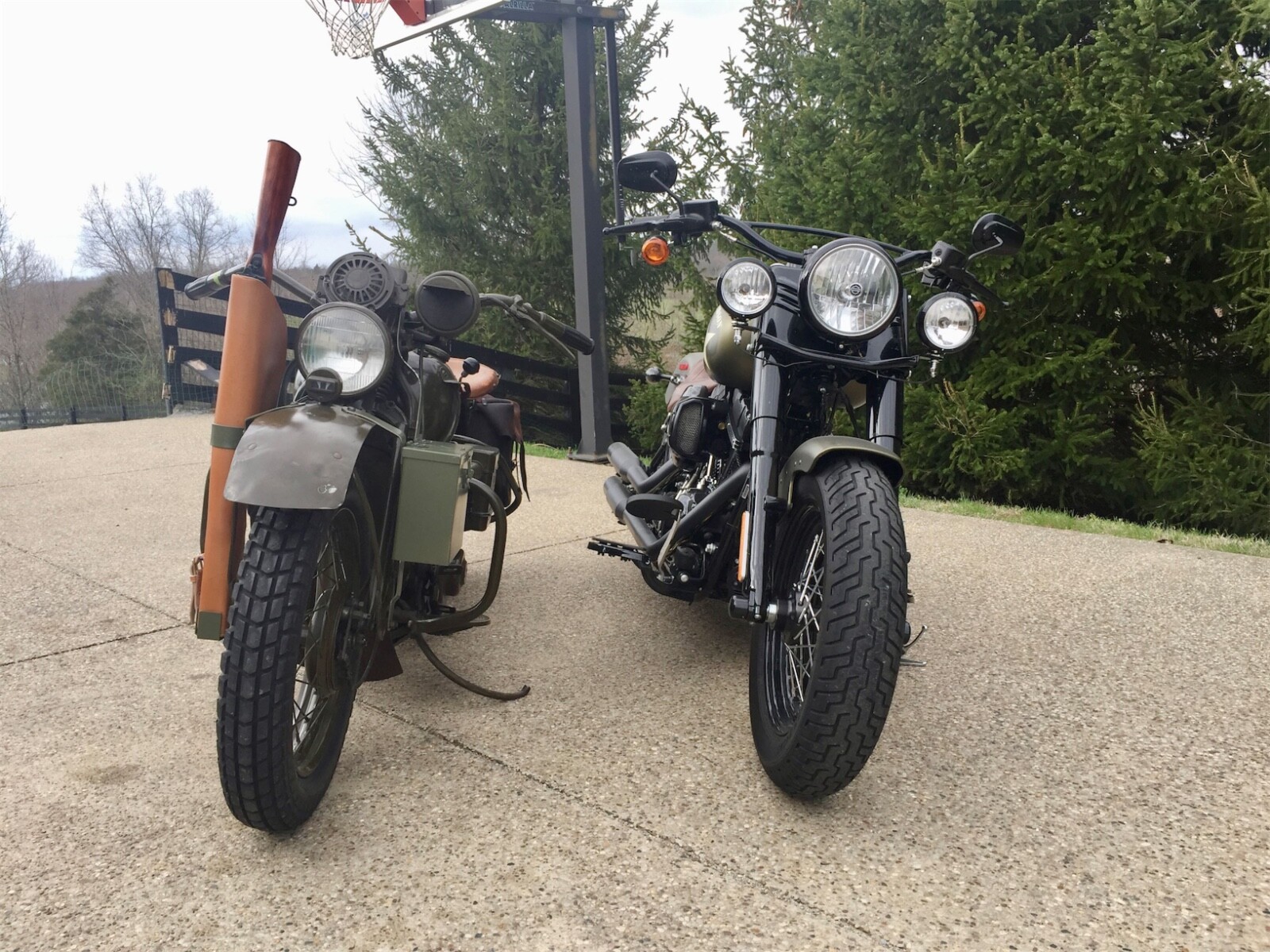 Harley-Davidson-Touring-1942-9