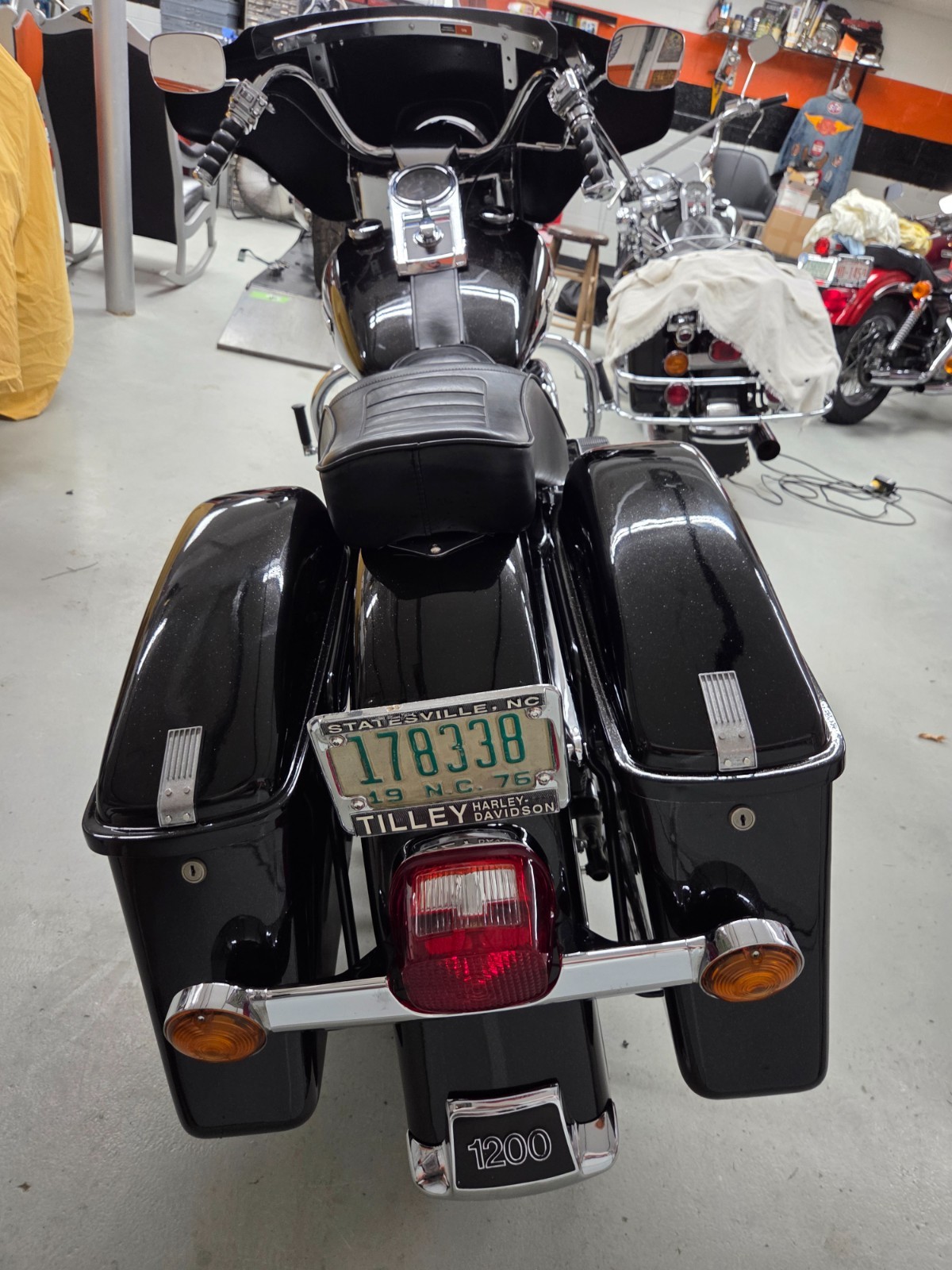Harley-Davidson-Touring-1976-13