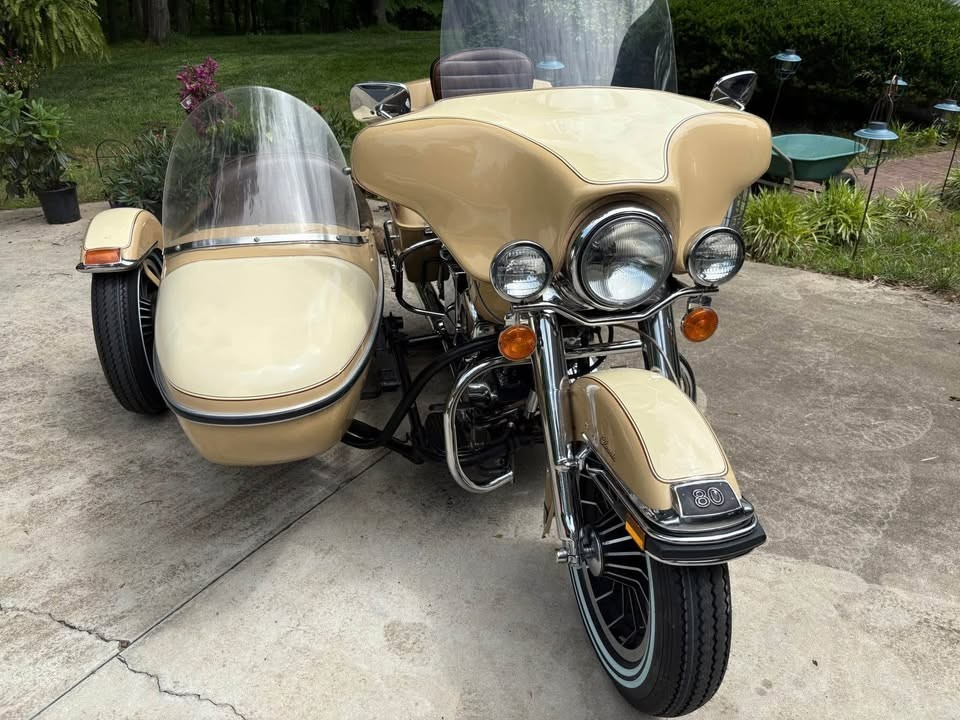 Harley-Davidson-Touring-1979