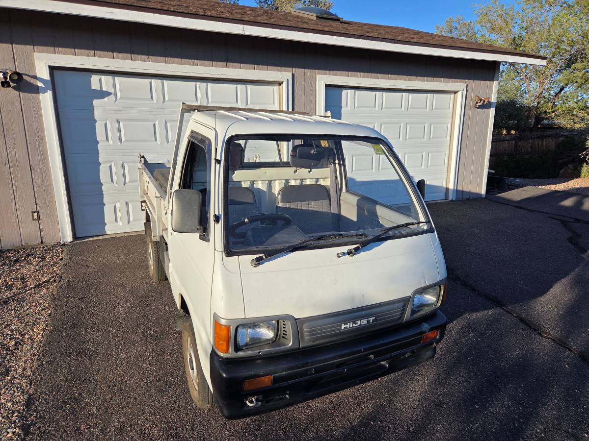 Hijet-s83p-1993-white-1