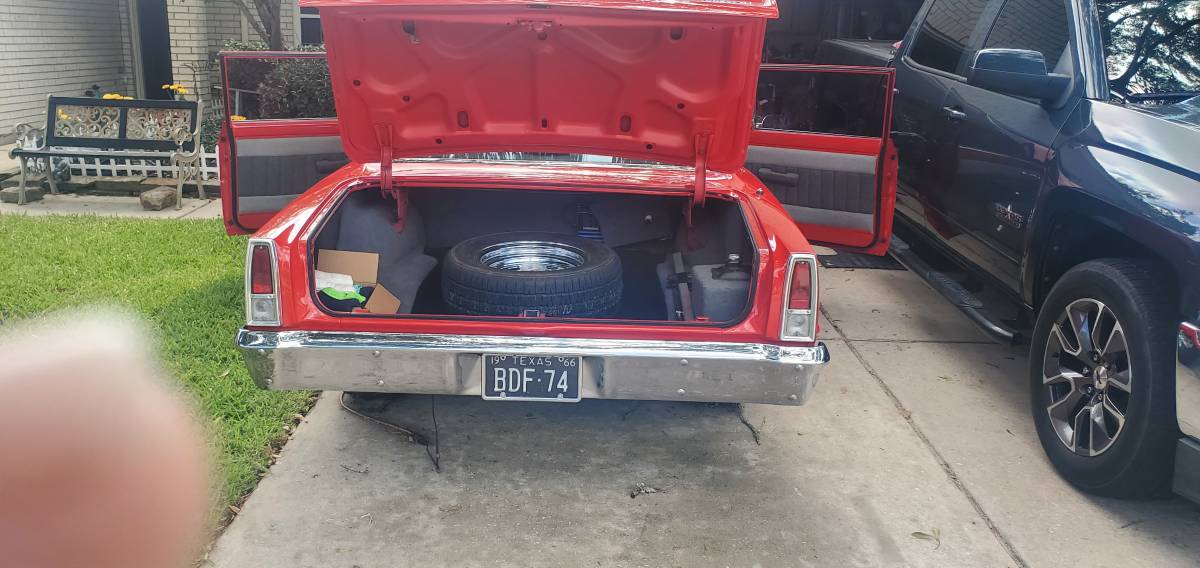 Hino-195-chevy-ii-1966-red-3