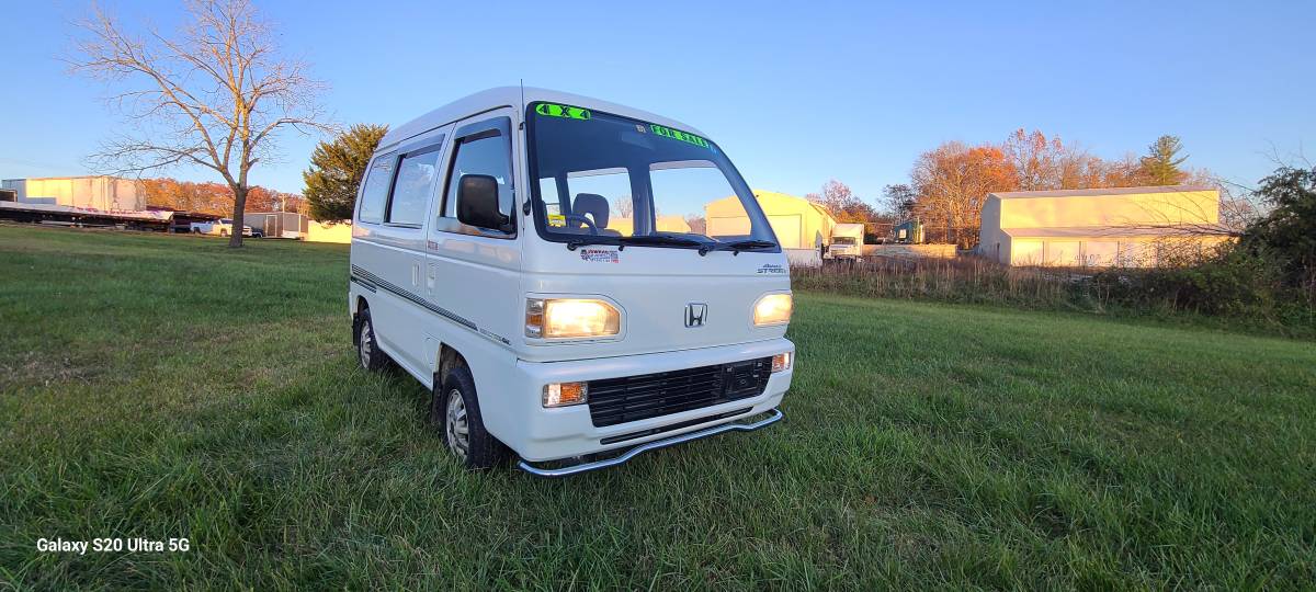 Hond-street-1992-white-20