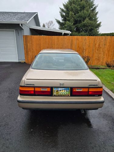 Honda-Accord-1989-5