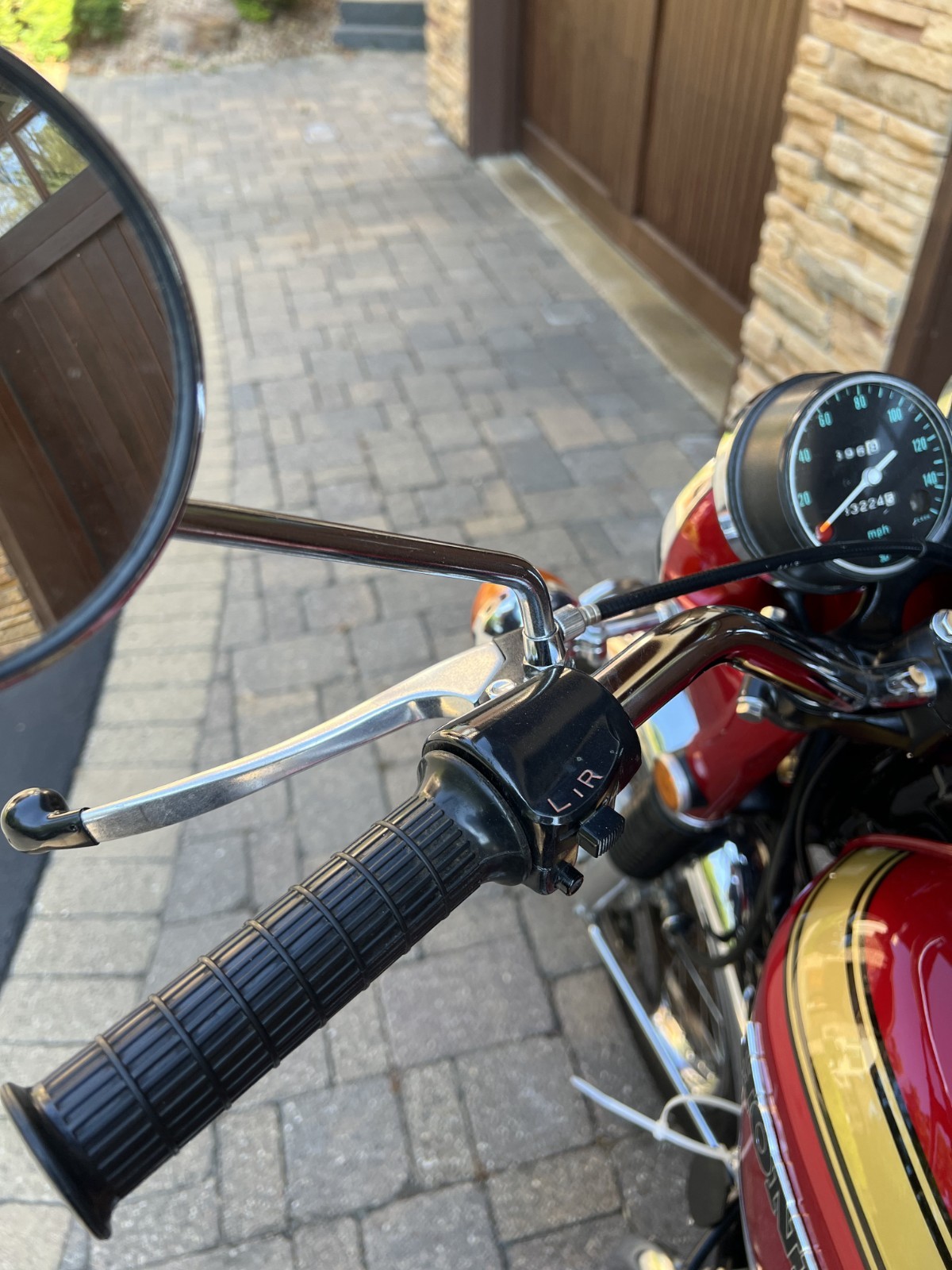 Honda-CB-1969-20