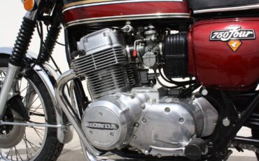 Honda-CB-1976-21