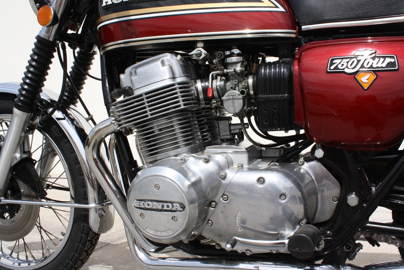 Honda-CB-1976-21