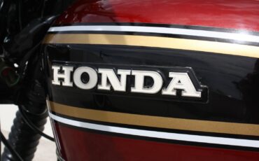 Honda-CB-1976-3