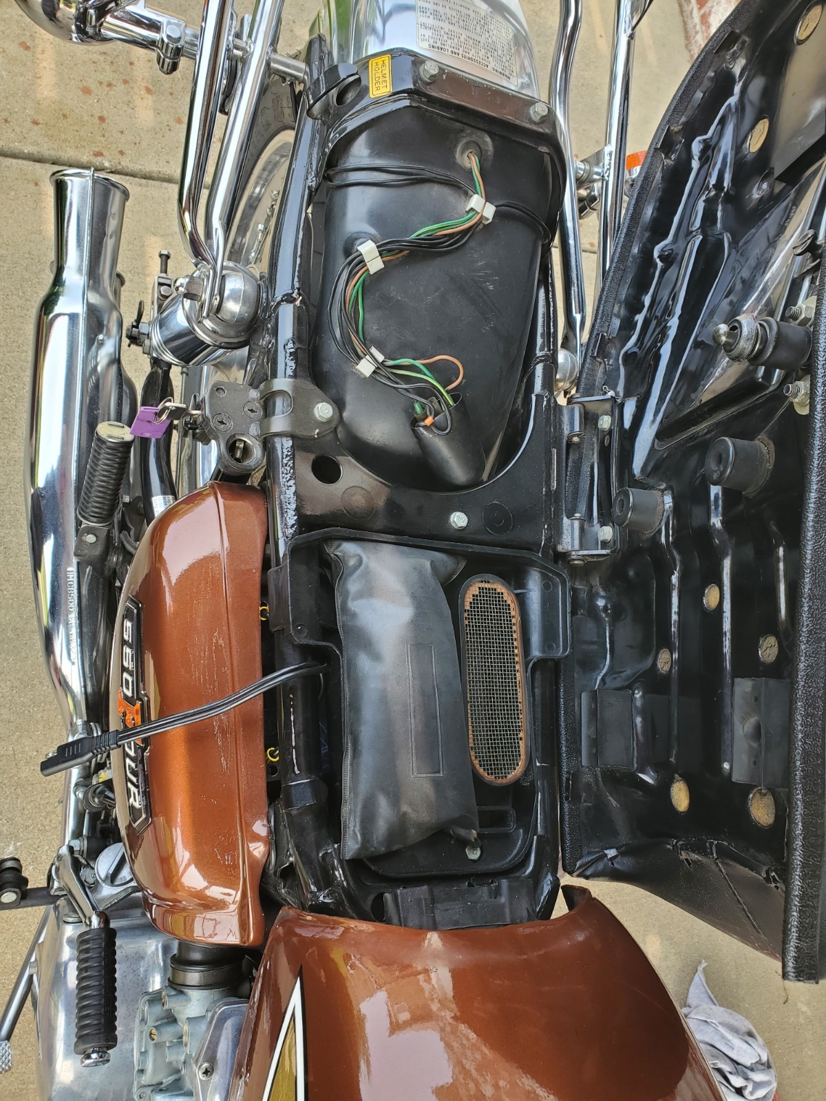 Honda-CB-1976-3