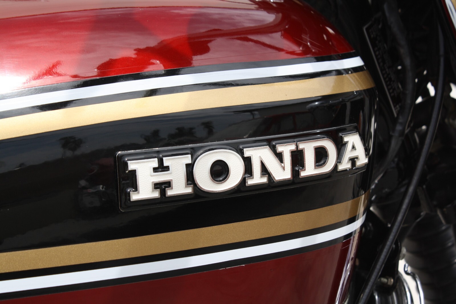 Honda-CB-1976-32