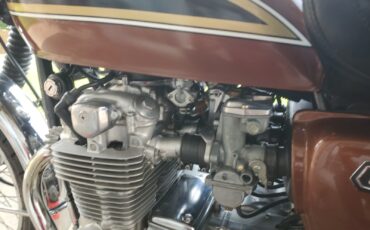 Honda-CB-1976-8
