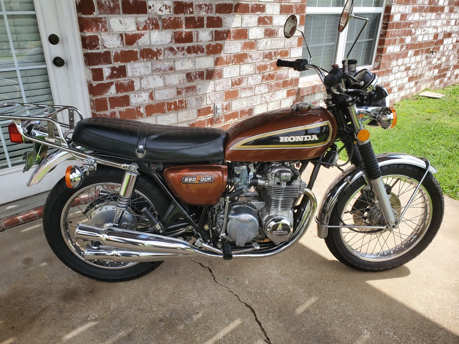 Honda-CB-1976-9