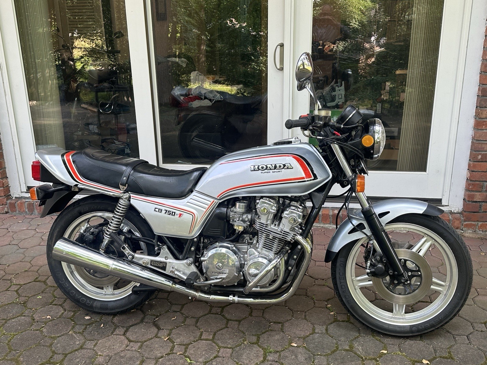 Honda-CB-1979-1
