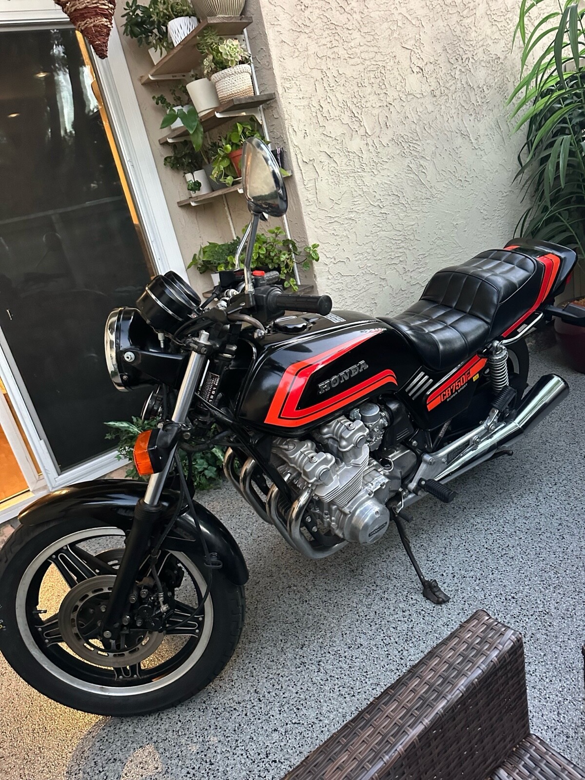 Honda-CB750F-1981-1