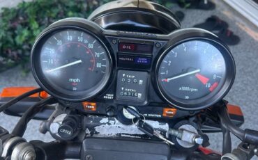 Honda-CB750F-1981-11