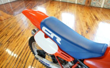 Honda-CR-1985-11