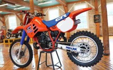 Honda-CR-1985-6