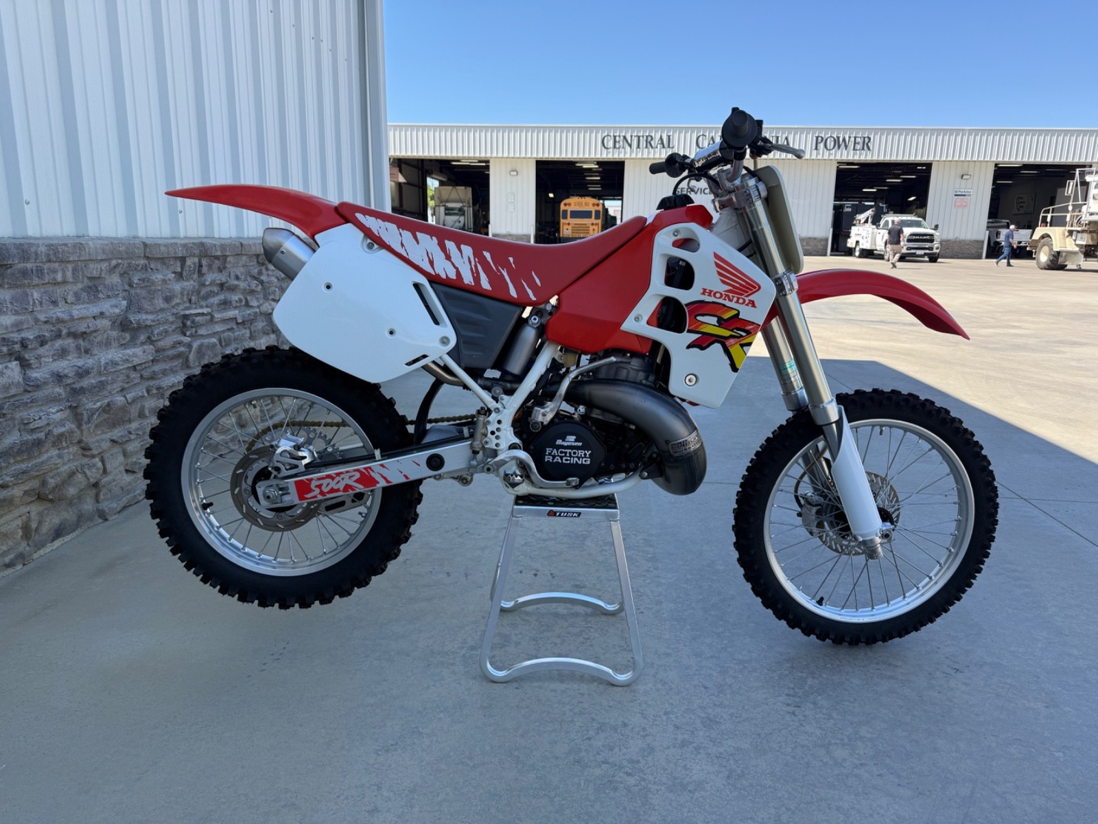 Honda-CR-1991-3