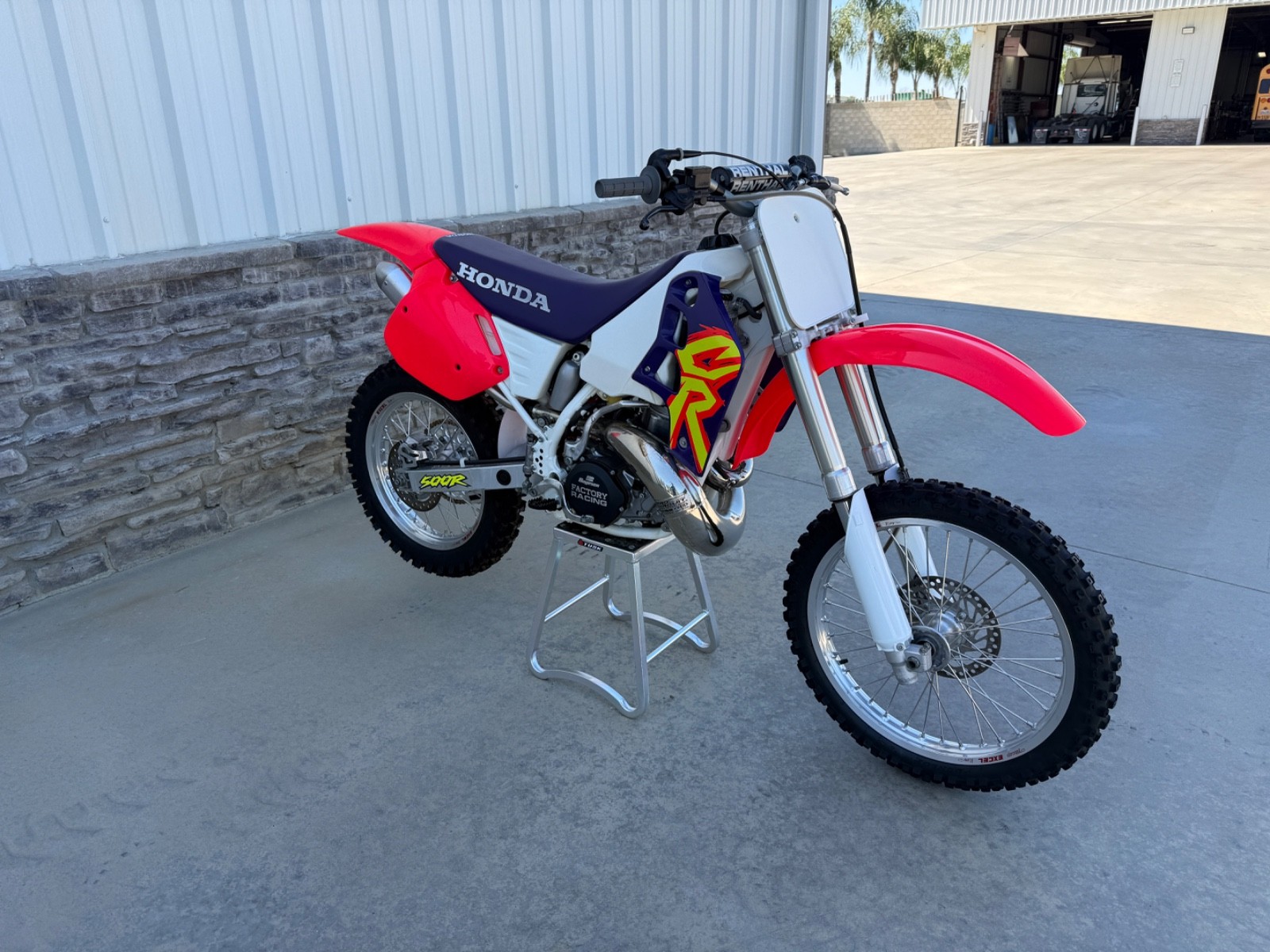 Honda-CR-1995-4