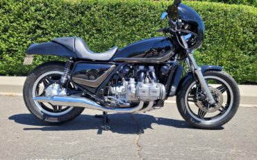Honda-GL1100-1982-1