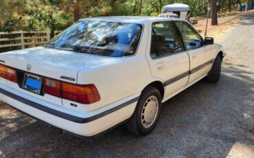 Honda-accord-1988-white-11