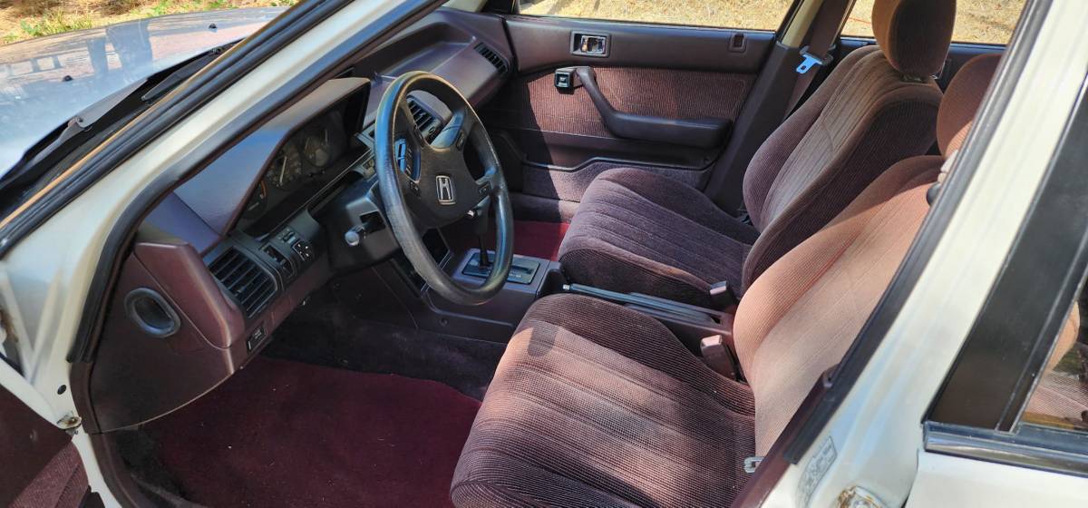 Honda-accord-1988-white-4