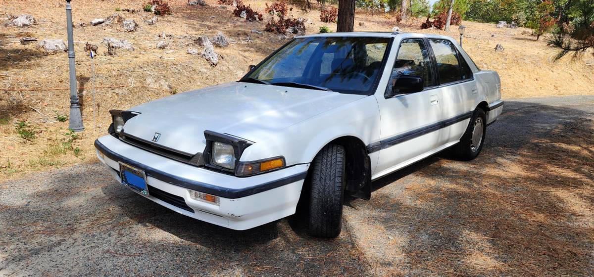Honda-accord-1988-white-7
