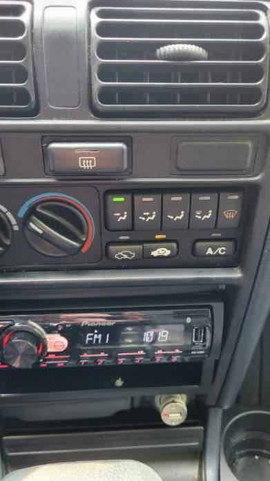 Honda-accord-1992-white-3