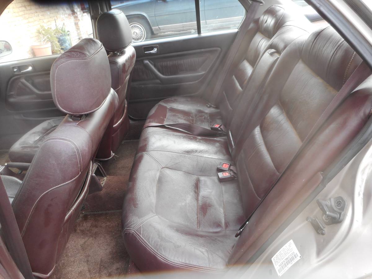 Honda-accord-1993-brown-11